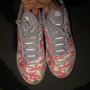 Women's Nike Air Max Plus Gunsmoke Gray